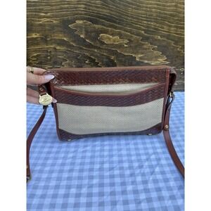 Vintage Brahmin Brown Woven Leather Beige Canvas Crossbody Purse Basket Weave‎
